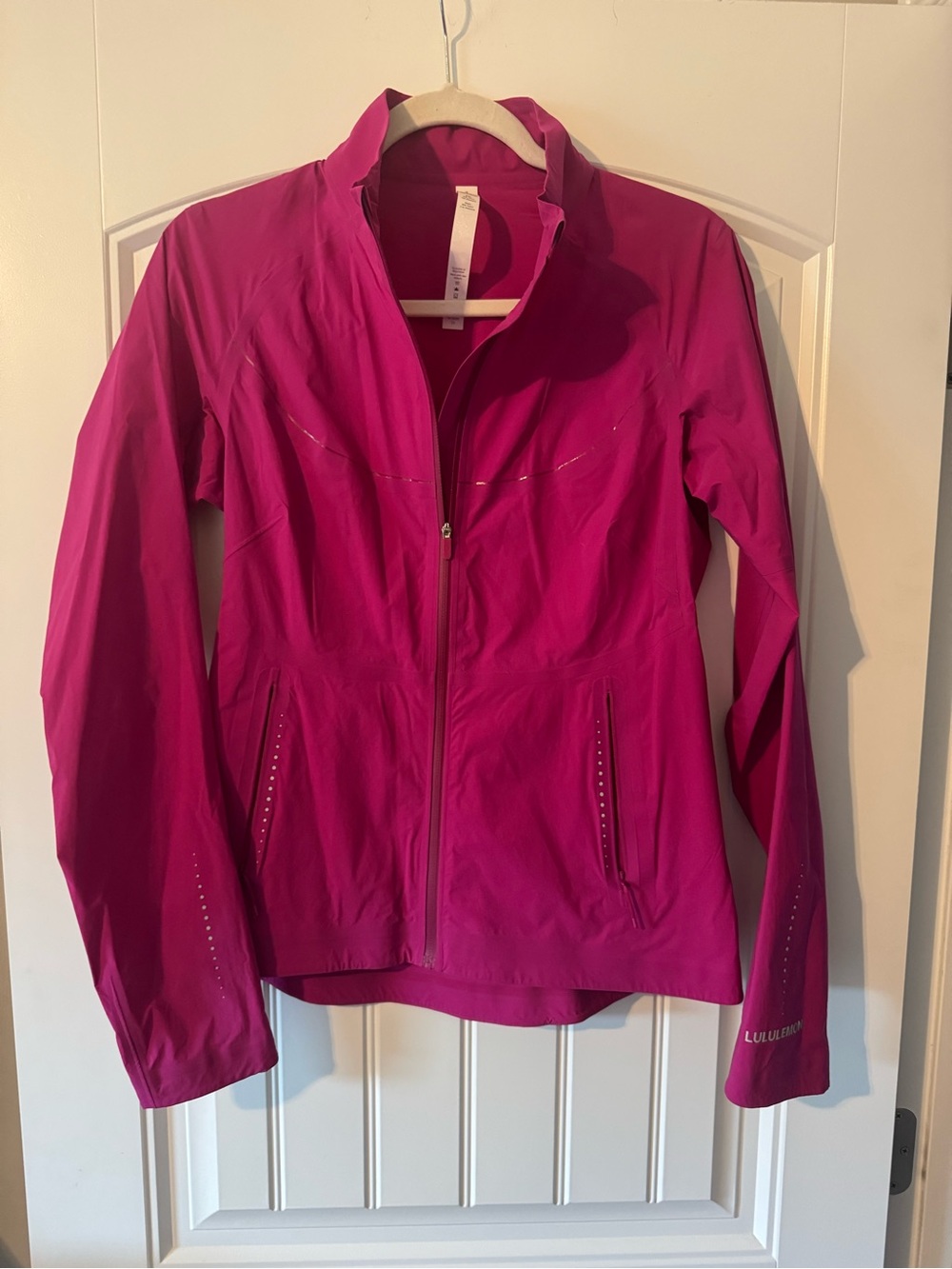 Lululemon Fast and Free Windbreaker In Ripened Raspberry Size 8 - Picture 3 of 7